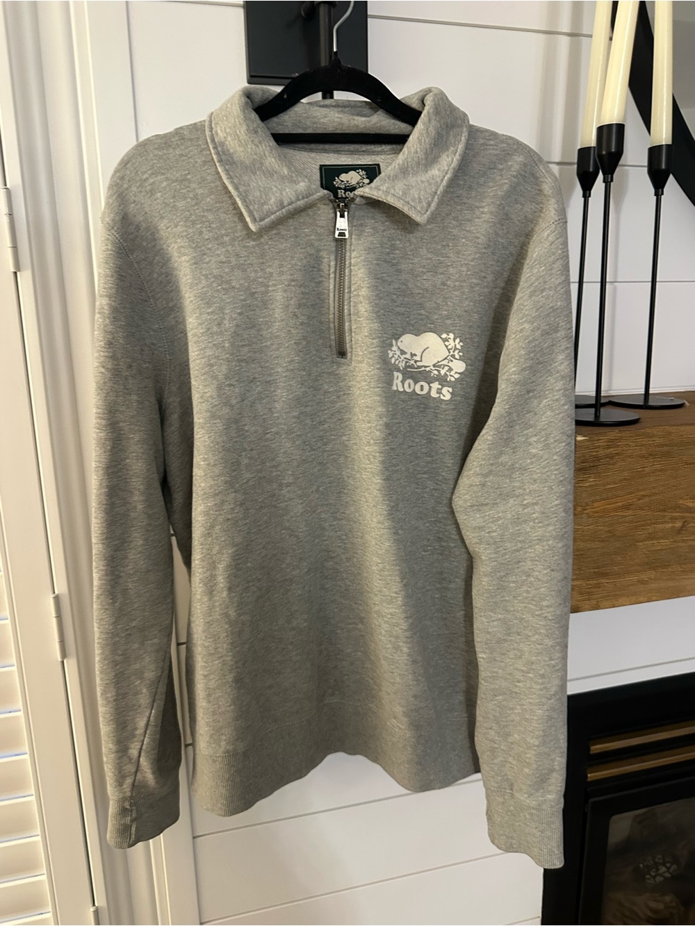 Roots Men's Light Grey Quarter-Zip Pullover